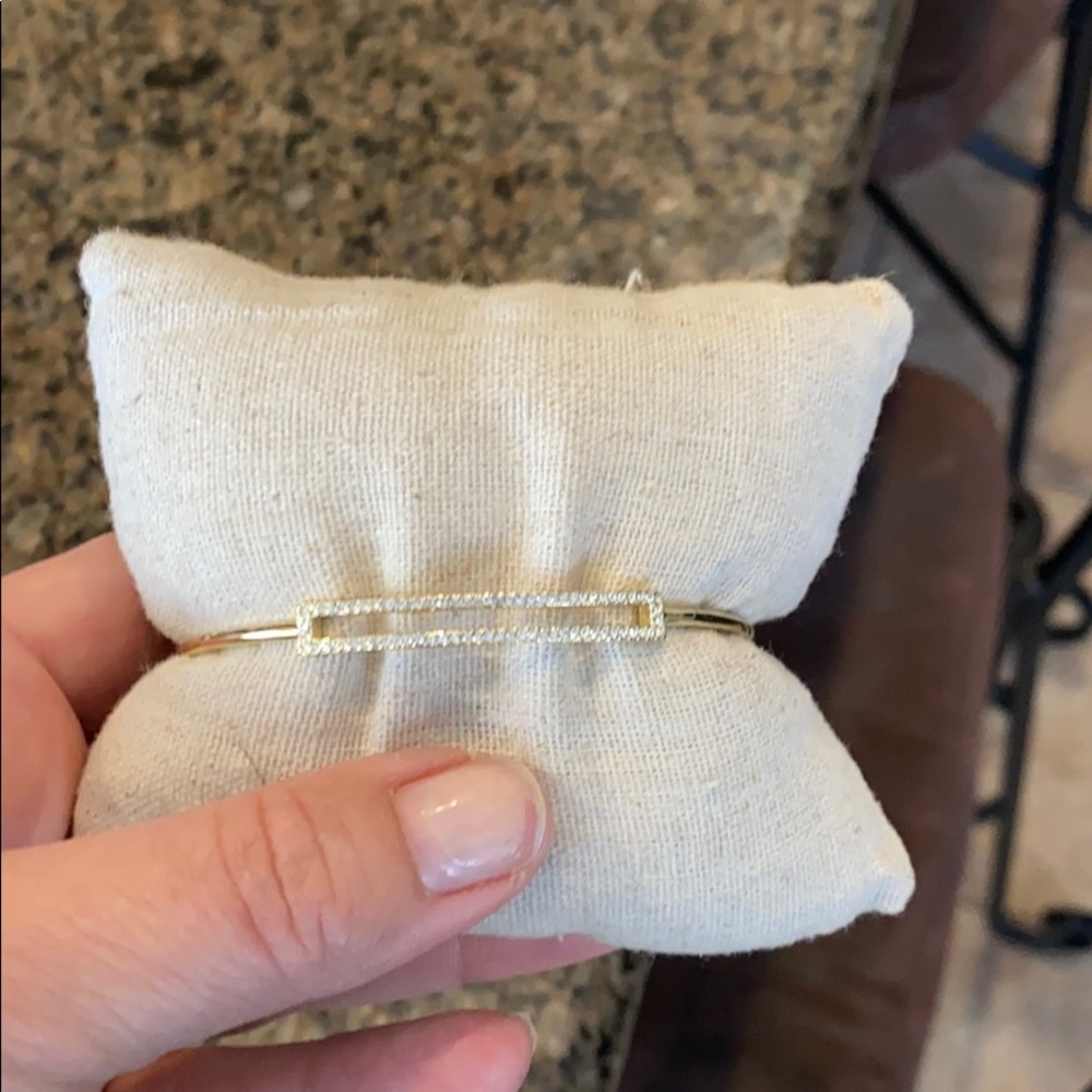 Stella & Dot Pave Bar Cuff